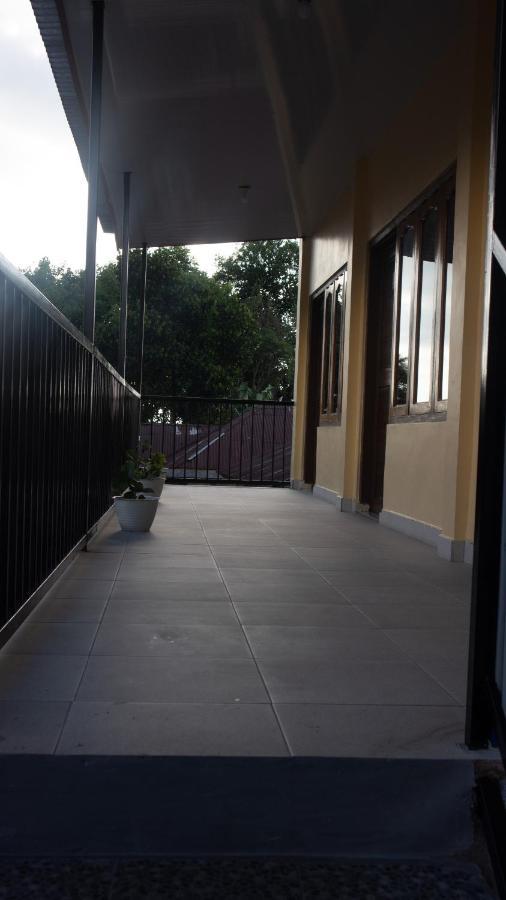 Tange Guest House Ruteng Εξωτερικό φωτογραφία