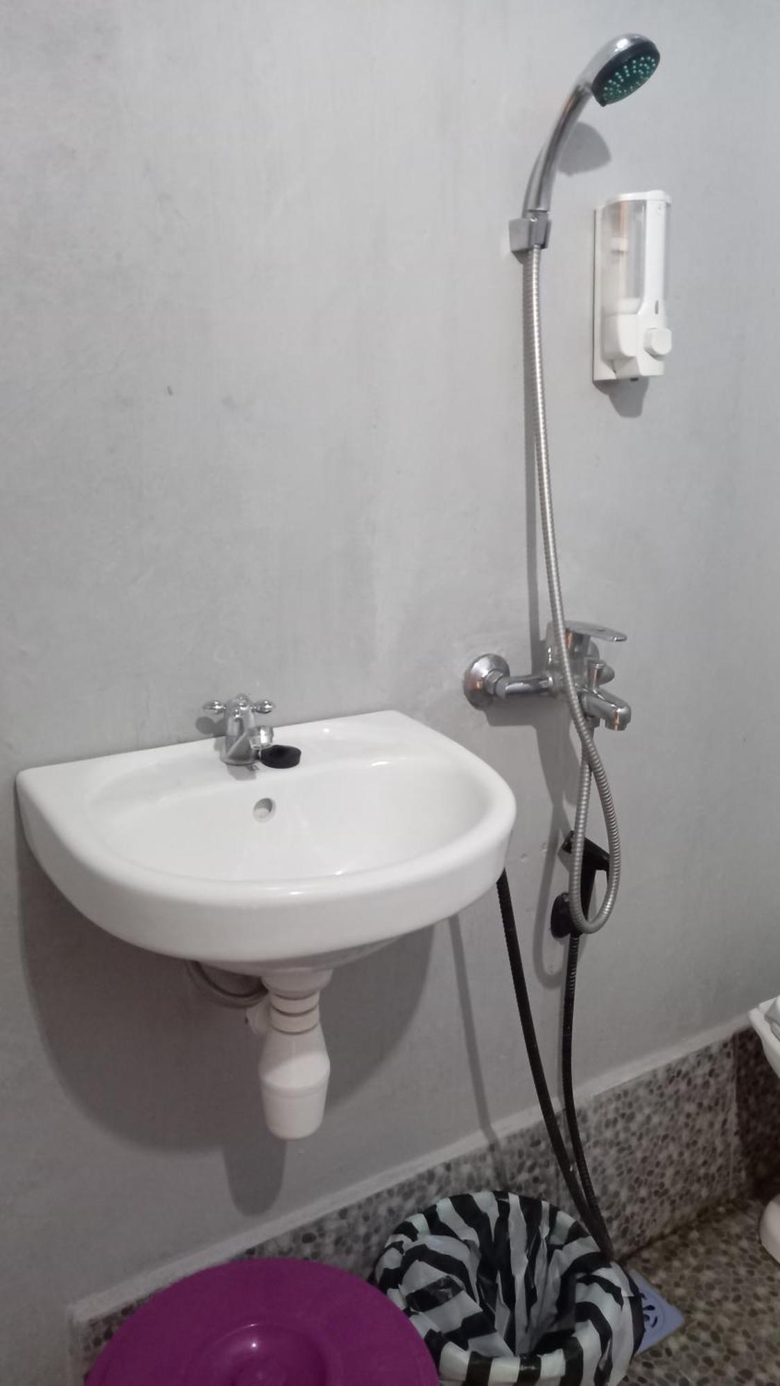 Tange Guest House Ruteng Εξωτερικό φωτογραφία
