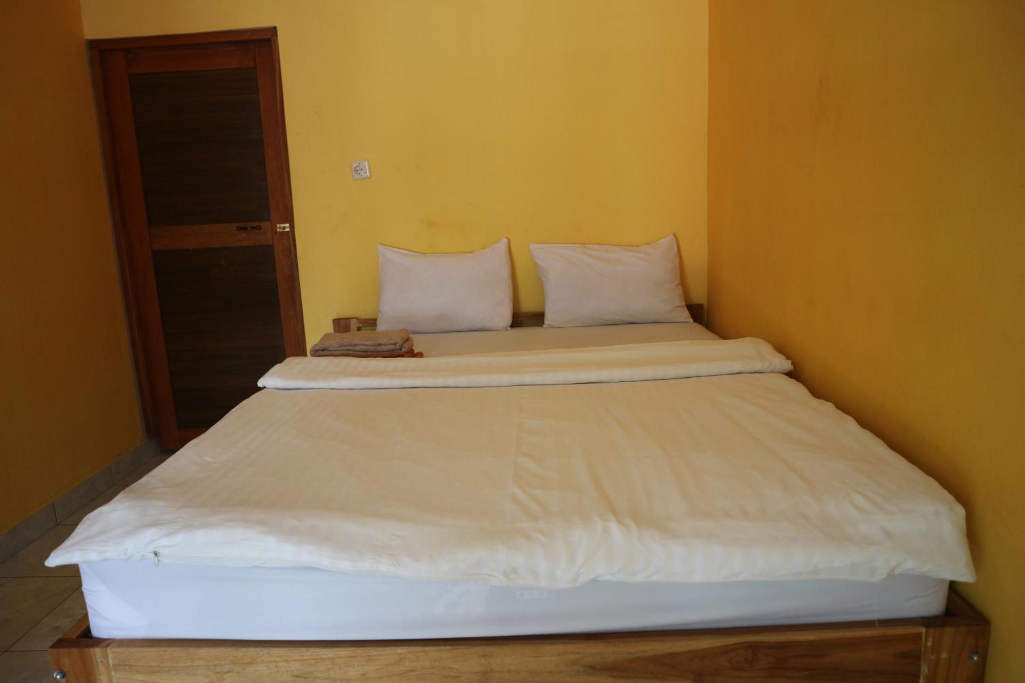 Tange Guest House Ruteng Εξωτερικό φωτογραφία