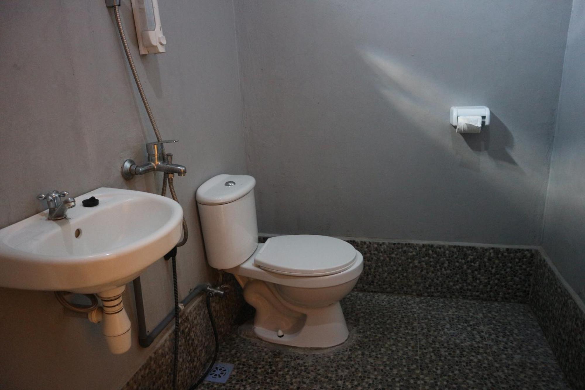 Tange Guest House Ruteng Εξωτερικό φωτογραφία